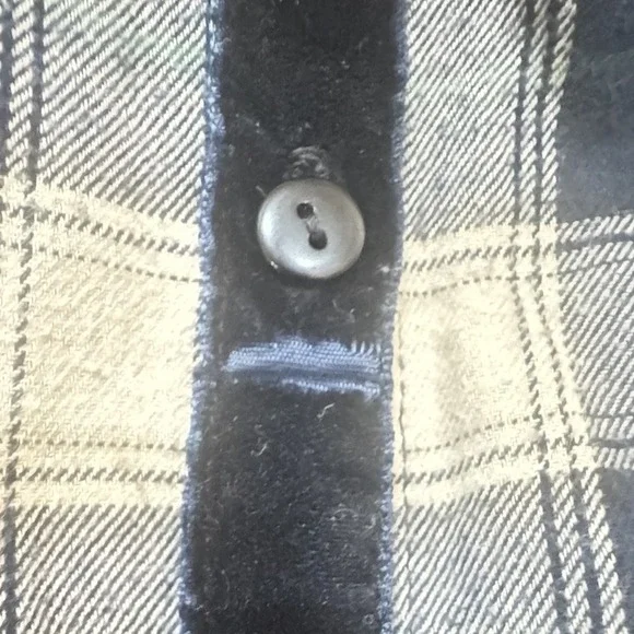 Hannah Plaid Button Up Shirt Navy Blue Check Embroidered Velvet Back Women's L - Picture 5 of 5